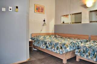 Гостевой дом Davidovi Relax Guest Rooms Варна Трехместный номер-4